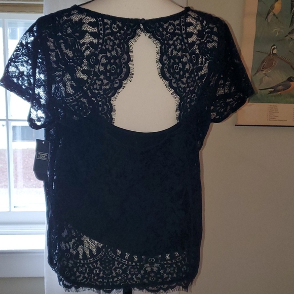 NWT Abercrombie & Fitch lace top - Picture 2 of 6